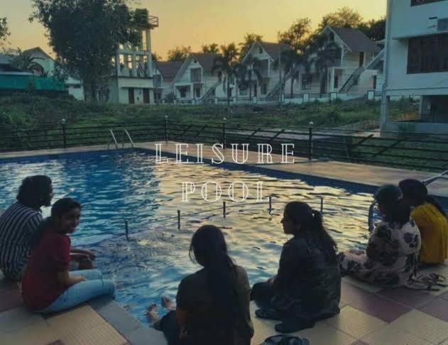 Nest Resorts アティラピリー エクステリア 写真